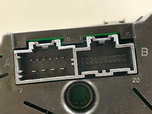 Load image into Gallery viewer, Speedometer Cluster Jeep Liberty 2012 - NW159074
