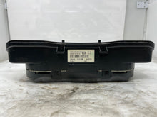 Load image into Gallery viewer, SPEEDOMETER CLUSTER Passat 2002 02 2003 03 - NW162233

