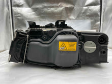 Load image into Gallery viewer, HEADLIGHT LAMP ASSEMBLY Audi A4 S4 03 04 05 06 Right - NW102269
