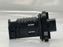 Load image into Gallery viewer, Mass Air Flow Sensor Meter MAF 228I 320i 328D 328i 328I GT 428i 12-15 - NW4905
