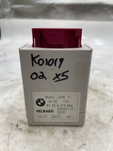 Load image into Gallery viewer, Xenon Headlamp aim control module BMW 540i 750i 525i 530i 97 98 99 00 01 - 06 - NW30773
