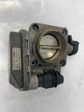 Load image into Gallery viewer, THROTTLE BODY MERCEDES C-CLASS SLK 97 98 99 - NW178327
