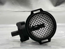 Load image into Gallery viewer, Mass Air Flow Sensor Meter MAF 230 SLK C230 C250D C280 C36 SLK230 97-00 - NW5302
