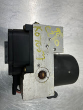 Load image into Gallery viewer, ABS PUMP C220 C36 C280 C230 1996 96 1997 97 1998 98 - NW1994
