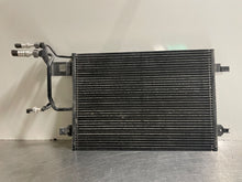 Load image into Gallery viewer, AC CONDENSOR AUDI A4 PASSAT 1998 98 1999 99 00 01 02 - NW43558
