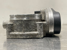 Load image into Gallery viewer, THROTTLE BODY BMW 650i 550i 750i X5 2006 06 2007 07 08 09 10 - NW177869
