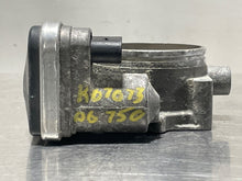 Load image into Gallery viewer, THROTTLE BODY BMW 650i 550i 750i X5 2006 06 2007 07 08 09 10 - NW177869
