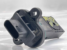 Load image into Gallery viewer, Mass Air Flow Sensor Meter MAF 550i 550i Gt 650i 750 x5 06-14 - NW4887
