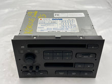 Load image into Gallery viewer, RADIO Saab 9-5 99 00 01 02 03 04 05 - NW139624
