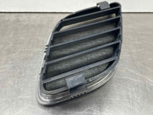 Load image into Gallery viewer, GRILL Saab 9-5 2002 02 2003 03 2004 04 2005 05 - NW98687
