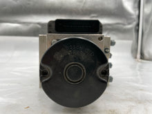 Load image into Gallery viewer, ABS PUMP 535xi 528xi 2008 08 2009 09 2010 10 - NW968
