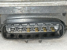 Load image into Gallery viewer, THROTTLE BODY Lexus IS250 GS300 2006 06 2007 07 2008 08 2009 09 10 11 - NW178237
