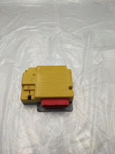 Load image into Gallery viewer, AIR BAG COMPUTER Range Rover 1997 97 1998 98 - NW37124
