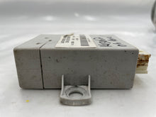 Load image into Gallery viewer, THEFT CONTROL MODULE COMPUTER Land Rover Range Rover 2006 06 - NW37114
