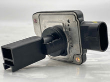 Load image into Gallery viewer, Mass Air Flow Sensor Meter MAF Lesabre Park Avenue Regal Riviera 99-05 - NW4626
