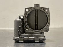 Load image into Gallery viewer, THROTTLE BODY Cayman Panamera Cayenne 2007 07 08 09 10 11 12 13 14 - NW178453
