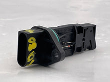 Load image into Gallery viewer, Mass Air Flow Sensor Meter MAF Cayenne 04 05 06 07 08 09 10 - NW5417
