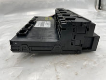 Load image into Gallery viewer, BODY CONTROL MODULE BCM COMPUTER CLS550 CLS63 E300 E320 E350 08-11 - NW34705
