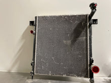 Load image into Gallery viewer, RADIATOR Jeep Liberty 2008 08 2009 09 2010 10 2011 11 2012 12 - NW131743
