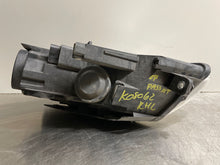 Load image into Gallery viewer, HEADLIGHT LAMP ASSEMBLY Volkswagen Passat 06 07 08 09 10 Right - NW103739
