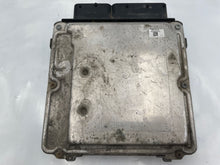 Load image into Gallery viewer, ECU ECM COMPUTER Volkswagen Passat 2007 07 - NW62893
