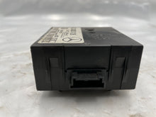 Load image into Gallery viewer, SECURITY COMPUTER MERCEDES SL500 C230 C240 01 - 06 - NW34479
