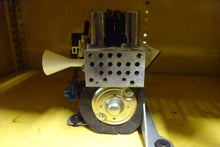 Load image into Gallery viewer, Convertible Top Motor  MERCEDES CLK 2000 - NW50182
