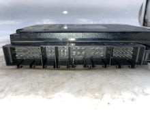 Load image into Gallery viewer, BODY CONTROL MODULE BCM COMPUTER Porsche Cayenne 08 09 10 - NW36813
