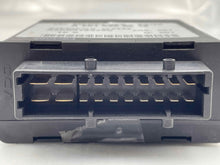 Load image into Gallery viewer, SUSPENSION CONTROL MODULE COMPUTER R320 R350 R500 R63 08-12 - NW36426
