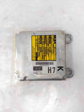 Load image into Gallery viewer, AIR BAG COMPUTER Rav 4 2004 04 2005 05 - NW38453
