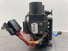 Load image into Gallery viewer, Suspension Air Compressor Pump  RANGE ROVER 1998 - NW8401
