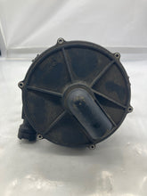 Load image into Gallery viewer, AIR INJECTION PUMP SMOG BMW X5 2000 00 01 02 03 4.4L 4.6L - NW8094
