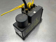 Load image into Gallery viewer, Vacuum Pump  MERCEDES 500 1993 - NW189267
