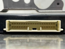Load image into Gallery viewer, Transfer Case Computer Toyota Rav 4 2006 06 2007 07 2008 08 - NW38464
