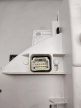 Load image into Gallery viewer, INFO SCREEN Toyota Avalon 2005 05 2006 06 2007 07 - NW105917
