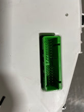 Load image into Gallery viewer, SPEEDOMETER CLUSTER Acura TL 2004 04 Auto - NW159406
