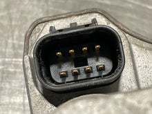 Load image into Gallery viewer, THROTTLE BODY Saab 9-3 2003 03 2004 04 2005 05 2006 06 - NW178498
