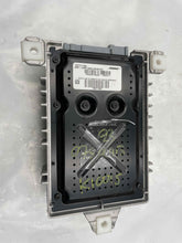 Load image into Gallery viewer, AMPLIFIER Saab 9-3 2007 07 - NW139574
