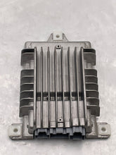Load image into Gallery viewer, AMPLIFIER Saab 9-3 2007 07 - NW139575

