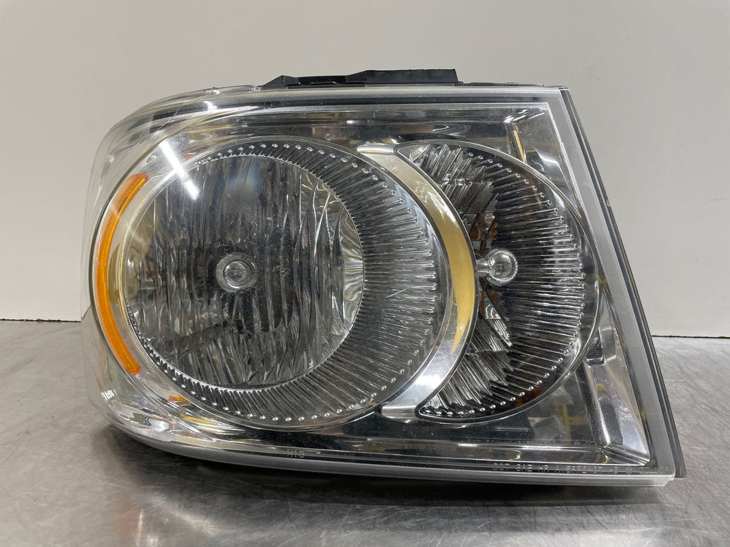 HEADLIGHT LAMP ASSEMBLY Durango 2007 07 2008 08 2009 09 Right - NW101913