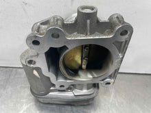 Load image into Gallery viewer, THROTTLE BODY Saab 9-3 2003 03 2004 04 2005 05 2006 06 - NW516009
