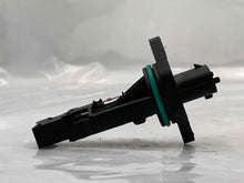 Load image into Gallery viewer, Mass Air Flow Sensor Meter MAF C70 S60 S70 S80 V70 XC60 XC70 XC90 02-09 - NW5763
