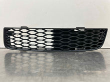Load image into Gallery viewer, Grille Audi TT 2004 - NW98047
