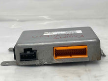 Load image into Gallery viewer, TRANSFER CASE CONTROL MODULE COMPUTER Escalade Suburban 1500 97-00 - NW468386
