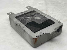 Load image into Gallery viewer, TRANSFER CASE CONTROL MODULE COMPUTER Escalade Suburban 1500 97-00 - NW468386
