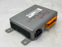 Load image into Gallery viewer, TRANSFER CASE CONTROL MODULE COMPUTER Escalade Suburban 1500 97-00 - NW468386
