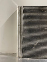 Load image into Gallery viewer, AC CONDENSER Range Rover 2003 03 2004 04 2005 05 - NW44121
