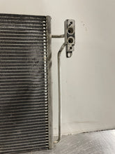 Load image into Gallery viewer, AC CONDENSER Range Rover 2003 03 2004 04 2005 05 - NW44121
