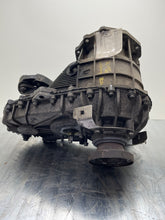 Load image into Gallery viewer, TRANSFER CASE Range Rover 2003 03 2004 04 2005 05 - NW177064
