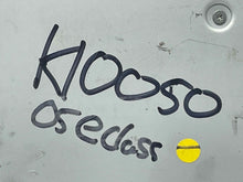 Load image into Gallery viewer, REMOTE CD CHANGER E350 E550 B200 CLS500 CLS55 CLS550 CLS63 E280 03-13 - NW138714
